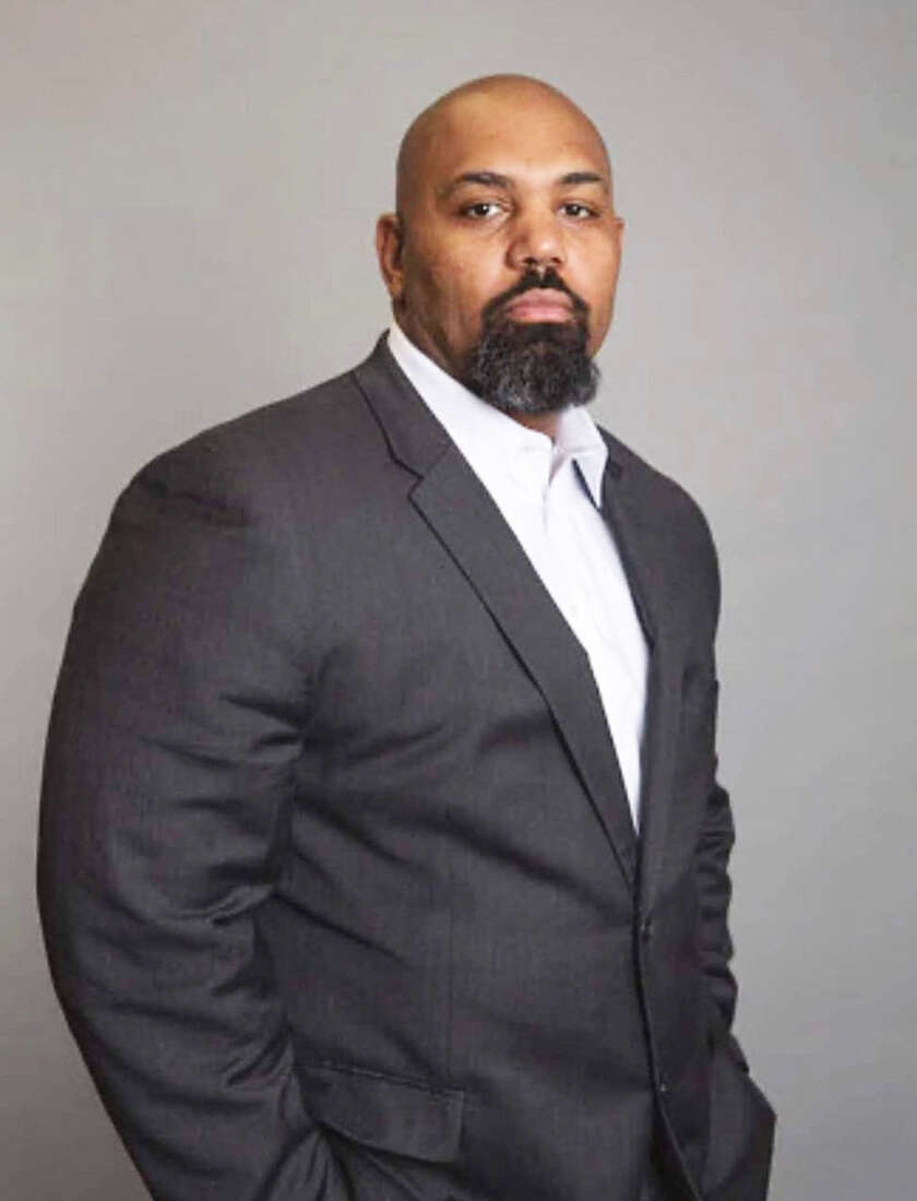 Dr. Marck Abraham